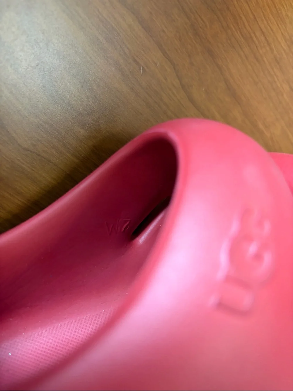 UGG Sport Yeah Clog Slip On Slides Shoes Red 1132890 Women's size 7